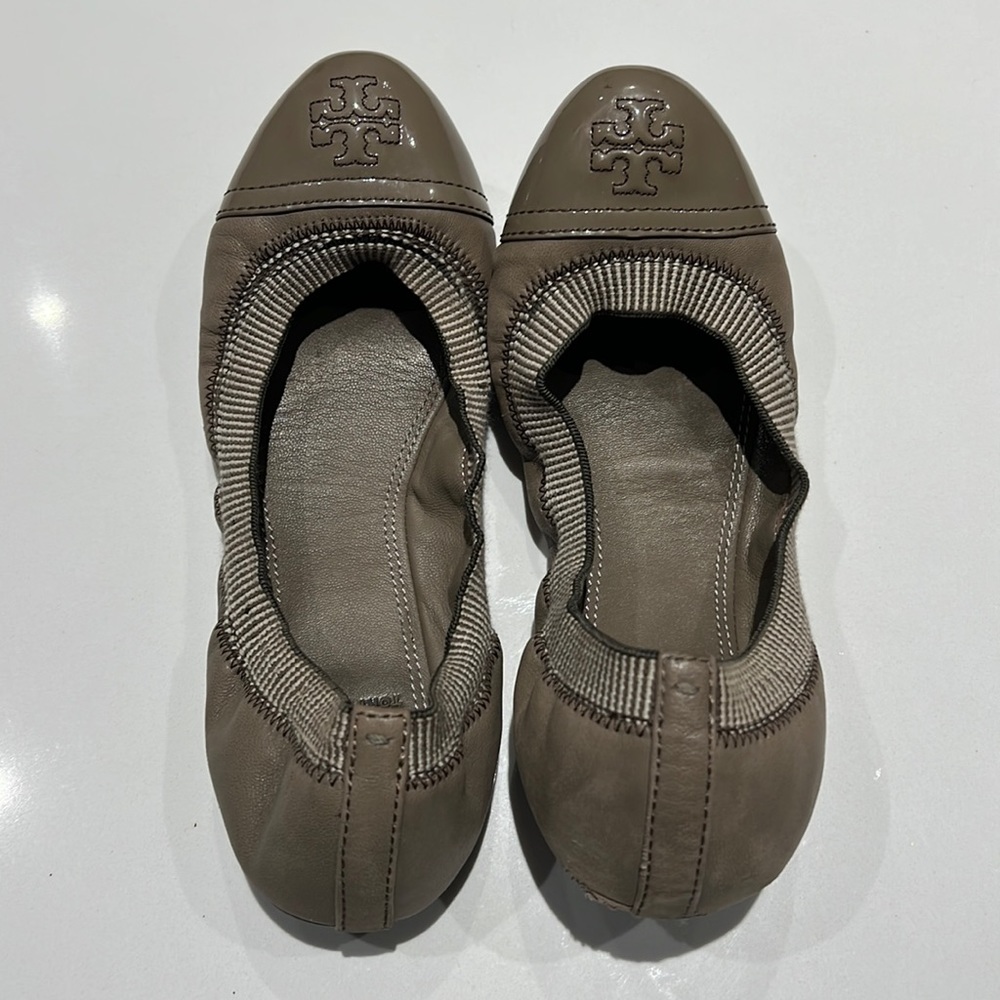 Gray Tory Burch Caroline Flats Size 7